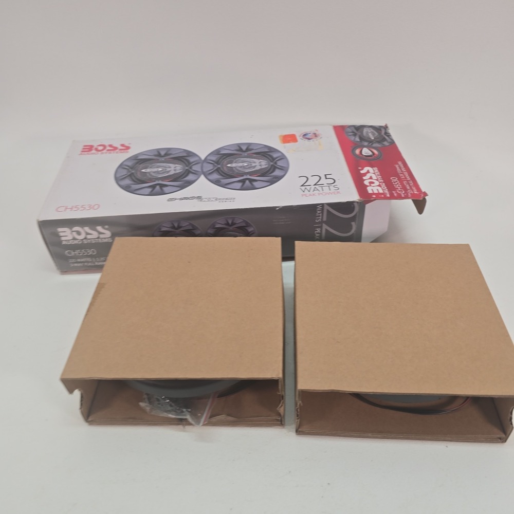 BOSS Audio Systems CH5530 5.25 Inch Car Speakers ~ 225W, 3-Way, Red & Black